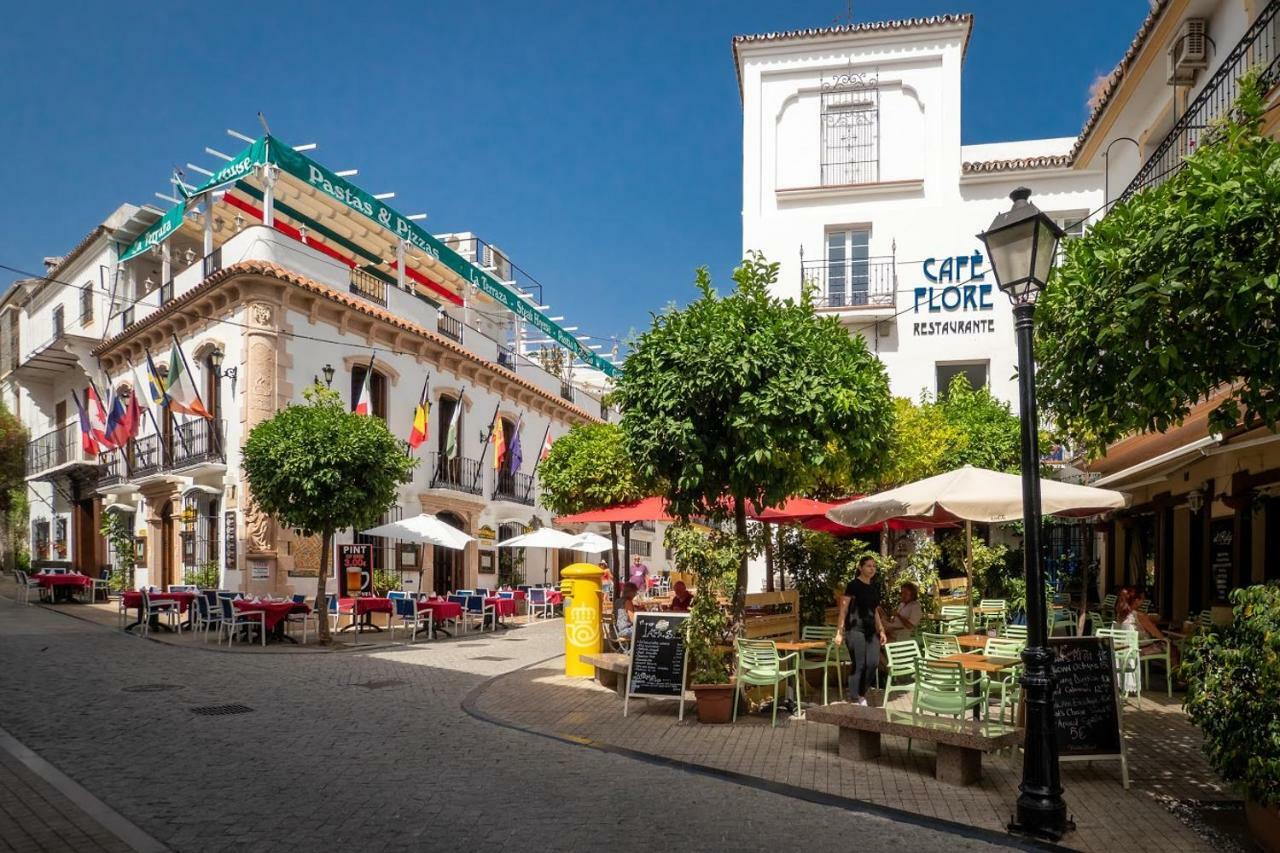 Marbella Old Town : Luxury Townhouse Villa Exterior foto