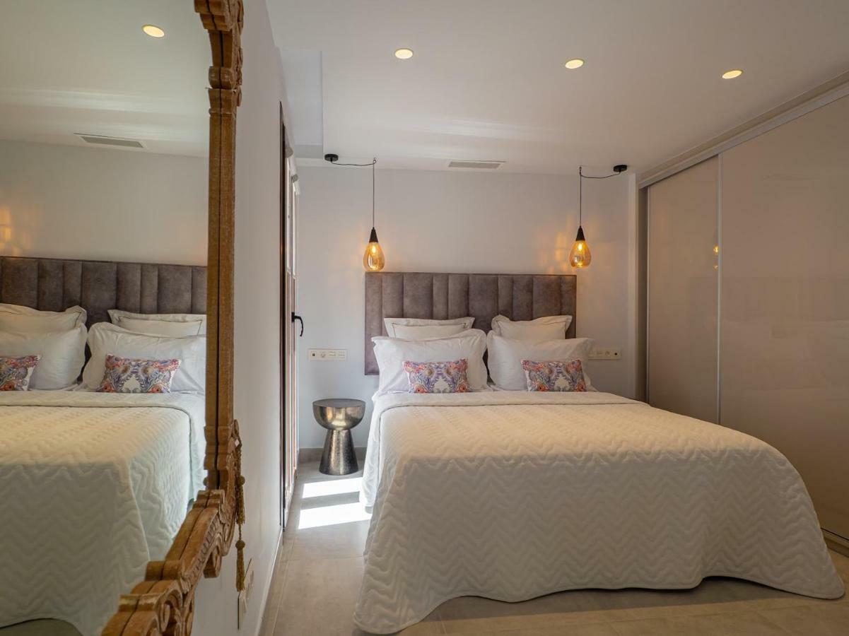 Marbella Old Town : Luxury Townhouse Villa Exterior foto